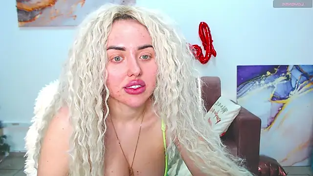 MissisCaty online show from February 28, 2025, 1:47 am