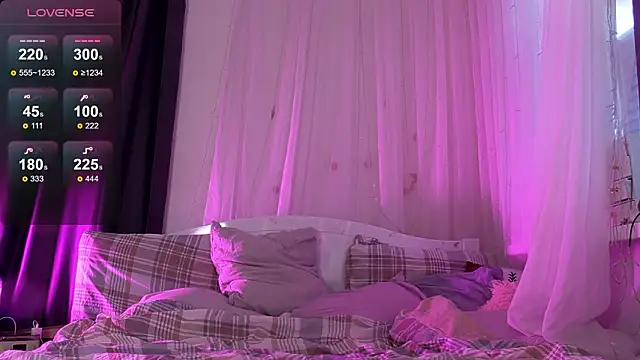 Kellybbface online show from March 6, 2026, 4:29 am