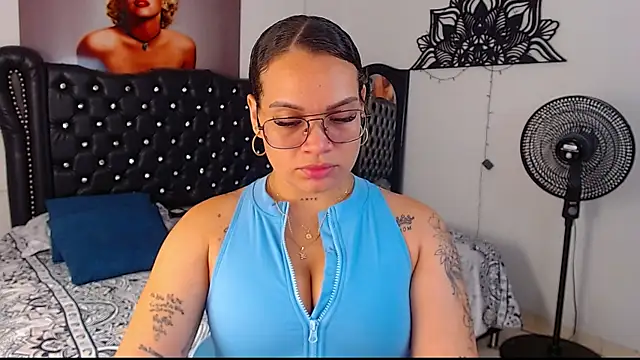 Taliana36 online show from November 13, 2025, 12:42 pm