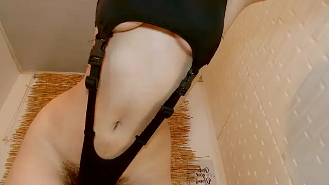 Luna 7 777 online show from March 10, 2025, 7:33 am