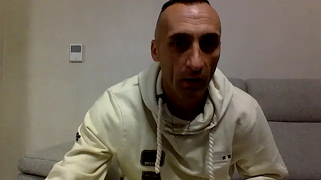 Snapshot of ANGELSANTAMARIA- chatting on October 8, 2025, 6:19 pm ANGELSANTAMARIA- online show from October 8, 2025, 6:19 pm