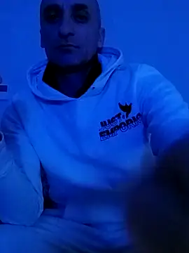 Snapshot of ANGELSANTAMARIA- chatting on December 1, 2025, 8:04 am ANGELSANTAMARIA- online show from December 1, 2025, 8:04 am