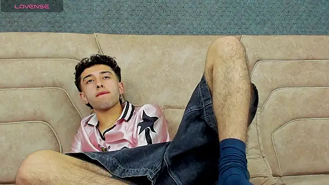 Snapshot of erickblaze_wm chatting on February 22, 2025, 1:57 pm erickblaze wm online show from February 22, 2025, 1:57 pm