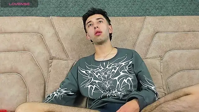 Snapshot of erickblaze_wm chatting on April 4, 2026, 2:56 pm erickblaze wm online show from April 4, 2026, 2:56 pm