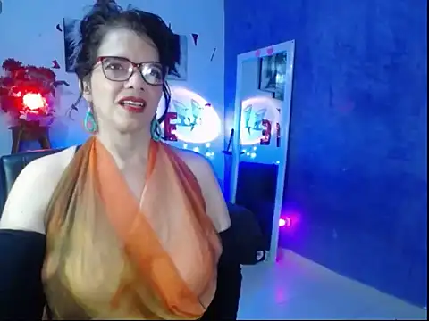 sarasmith3 online show from February 28, 2025, 11:23 pm