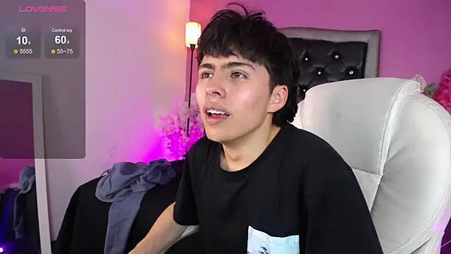 PepperTwink online show from September 10, 2025, 4:17 pm