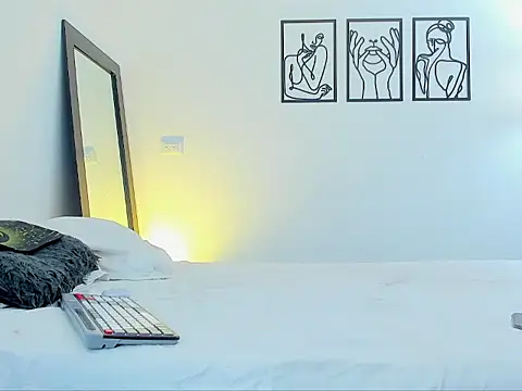 andrea cherryy online show from March 12, 2026, 6:56 pm