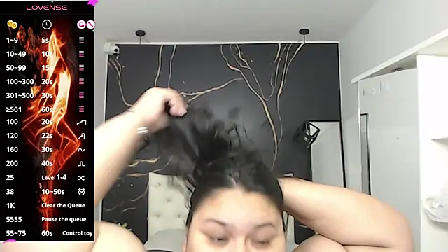 Aaliyah11 online show from October 7, 2025, 1:28 am