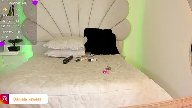 Danielaangelina online show from September 27, 2025, 6:30 am