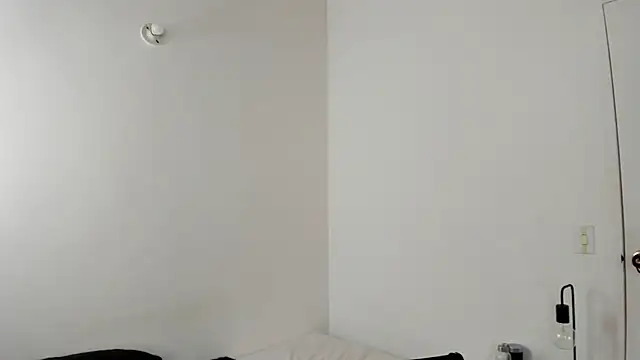 Mazikeen  18 online show from March 11, 2026, 2:00 pm