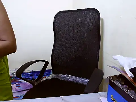 Rubi-Ji online show from September 22, 2025, 2:45 pm