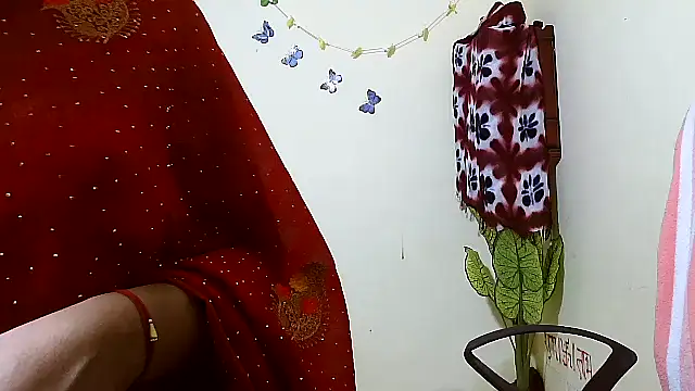 Rubi-Ji online show from November 19, 2025, 4:07 pm