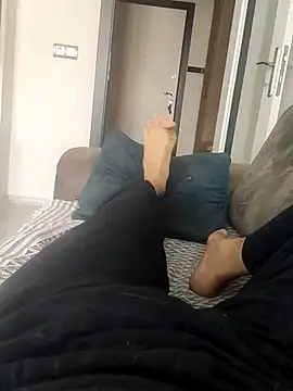 legolasleo online show from October 5, 2025, 12:51 pm