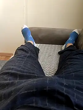 legolasleo online show from March 12, 2025, 1:19 pm