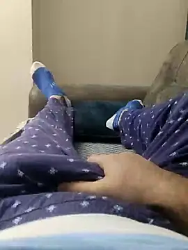 legolasleo online show from March 10, 2025, 4:57 pm