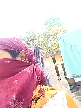 Snapshot of Sumann99 chatting on February 6, 2025, 10:58 am Sumann99 online show from February 6, 2025, 10:58 am