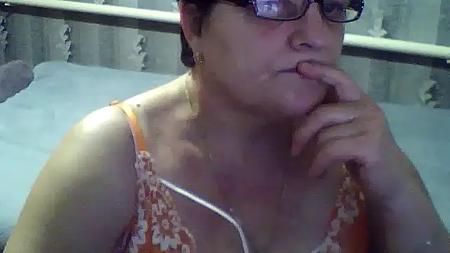 ElzaJewel online show from March 3, 2026, 7:10 pm