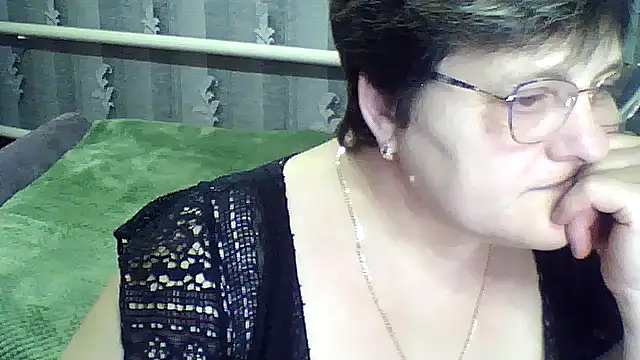 ElzaJewel online show from March 13, 2026, 7:41 pm