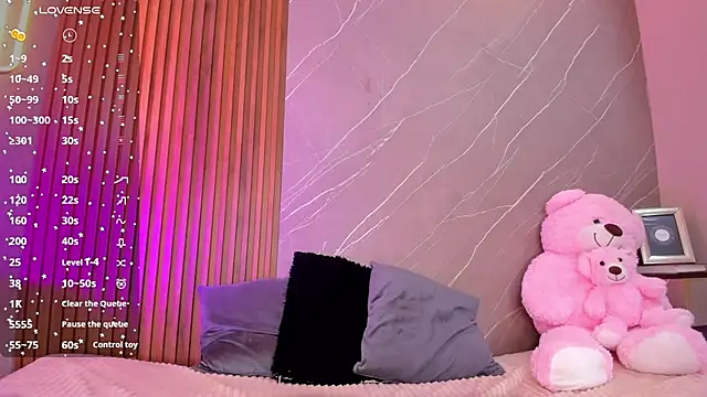 ariana jhonson1 online show from September 10, 2025, 12:37 pm