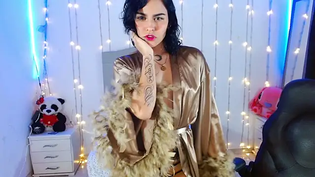 veronica luar online show from September 28, 2025, 4:19 am