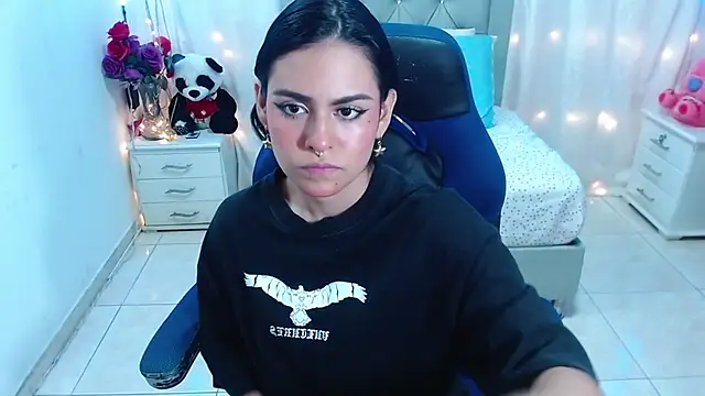 veronica luar online show from March 13, 2025, 3:33 am