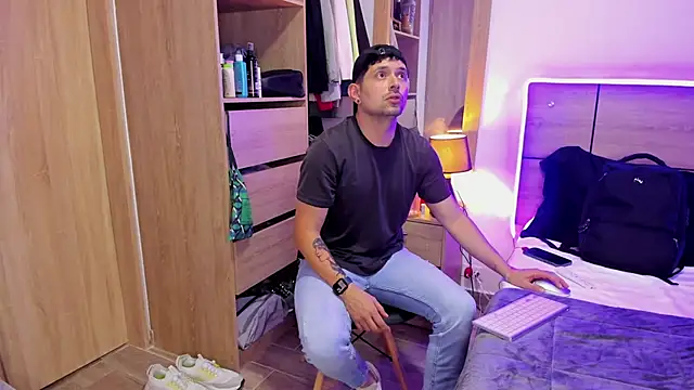 ILoveNYStyle online show from March 13, 2025, 9:37 pm