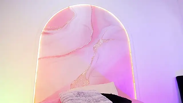 Snapshot of Sofii_Lopezz chatting on November 21, 2025, 11:53 am Sofii Lopezz online show from November 21, 2025, 11:53 am