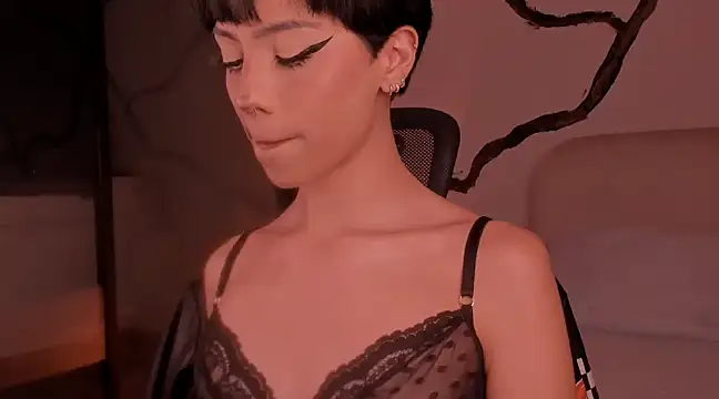 soidai miiu online show from March 11, 2025, 5:57 am