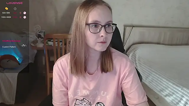 Agatha Mott online show from September 13, 2025, 5:07 am