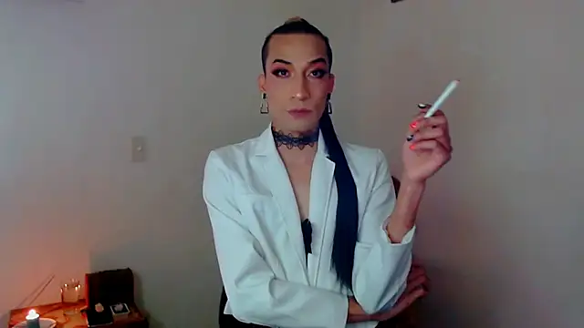 NovaNyx11 online show from November 4, 2025, 9:07 pm