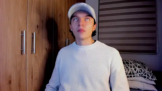 Mastrangelo xxx online show from February 6, 2026, 4:08 am