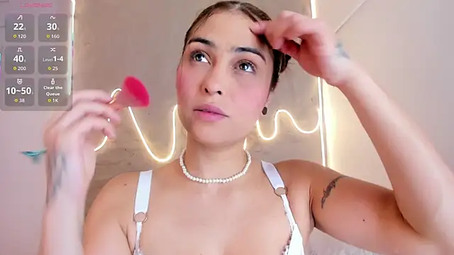 Demy Ruiz online show from September 25, 2025, 2:39 am