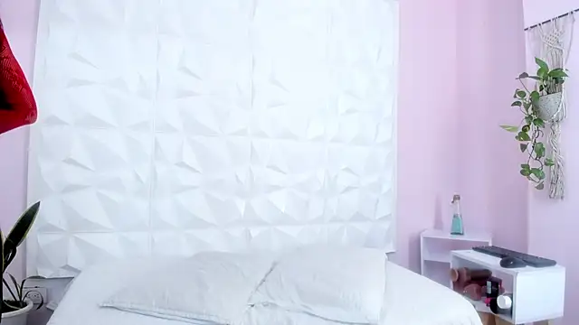 Demy Ruiz online show from March 15, 2025, 4:57 am