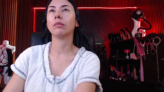 Snapshot of XiaQueen chatting on October 11, 2025, 12:06 pm XiaQueen online show from October 11, 2025, 12:06 pm