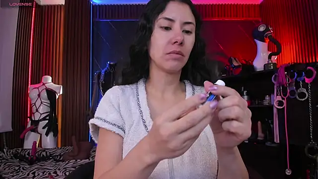 Snapshot of XiaQueen chatting on January 8, 2026, 12:11 pm XiaQueen online show from January 8, 2026, 12:11 pm