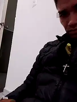 1Dseralmora2 online show from November 25, 2025, 8:47 am