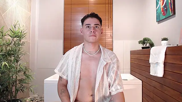 Snapshot of Gabriell_ramirez chatting on March 17, 2025, 3:47 am Gabriell ramirez online show from March 17, 2025, 3:47 am