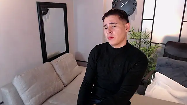 Snapshot of Gabriell_ramirez chatting on March 20, 2025, 3:56 am Gabriell ramirez online show from March 20, 2025, 3:56 am