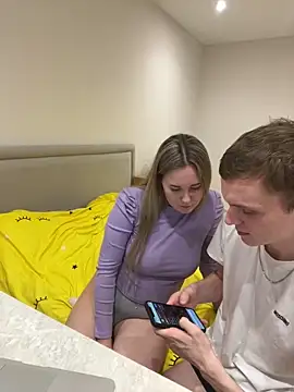 alisanikita online show from February 5, 2025, 6:45 am