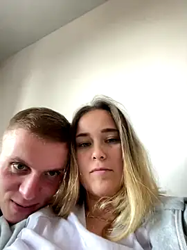 alisanikita online show from September 25, 2025, 9:37 am