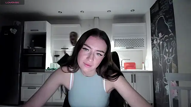 lisenok online show from June 12, 2026, 7:44 pm