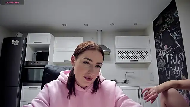 lisenok online show from March 12, 2026, 6:01 pm