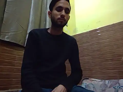 Snapshot of Queen_Couple chatting on March 8, 2025, 4:50 pm Queen Couple online show from March 8, 2025, 4:50 pm