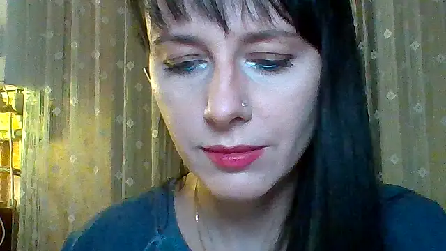 LuminousLady online show from March 18, 2025, 9:53 pm