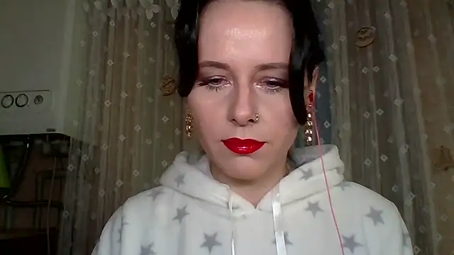LuminousLady online show from January 17, 2026, 3:04 pm