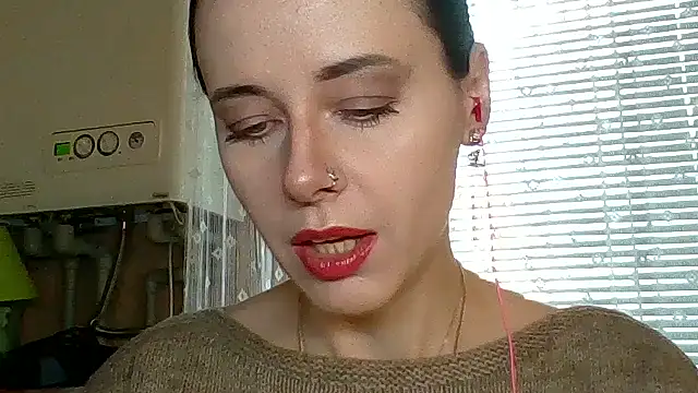 LuminousLady online show from October 30, 2025, 10:13 am