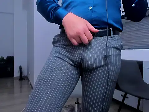 ZackMasterss online show from April 9, 2026, 7:20 pm