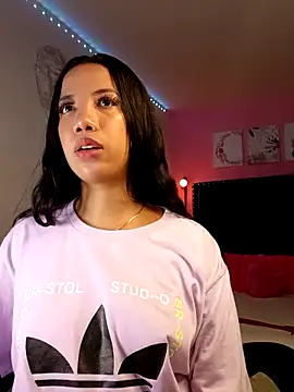 SallyWhitee online show from March 2, 2026, 7:15 am