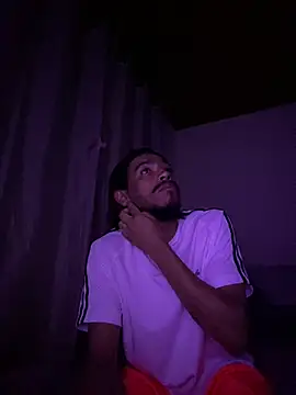 Mineirinho043 online show from February 19, 2026, 7:05 am