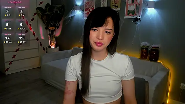 RikoAsada online show from October 28, 2025, 7:51 am